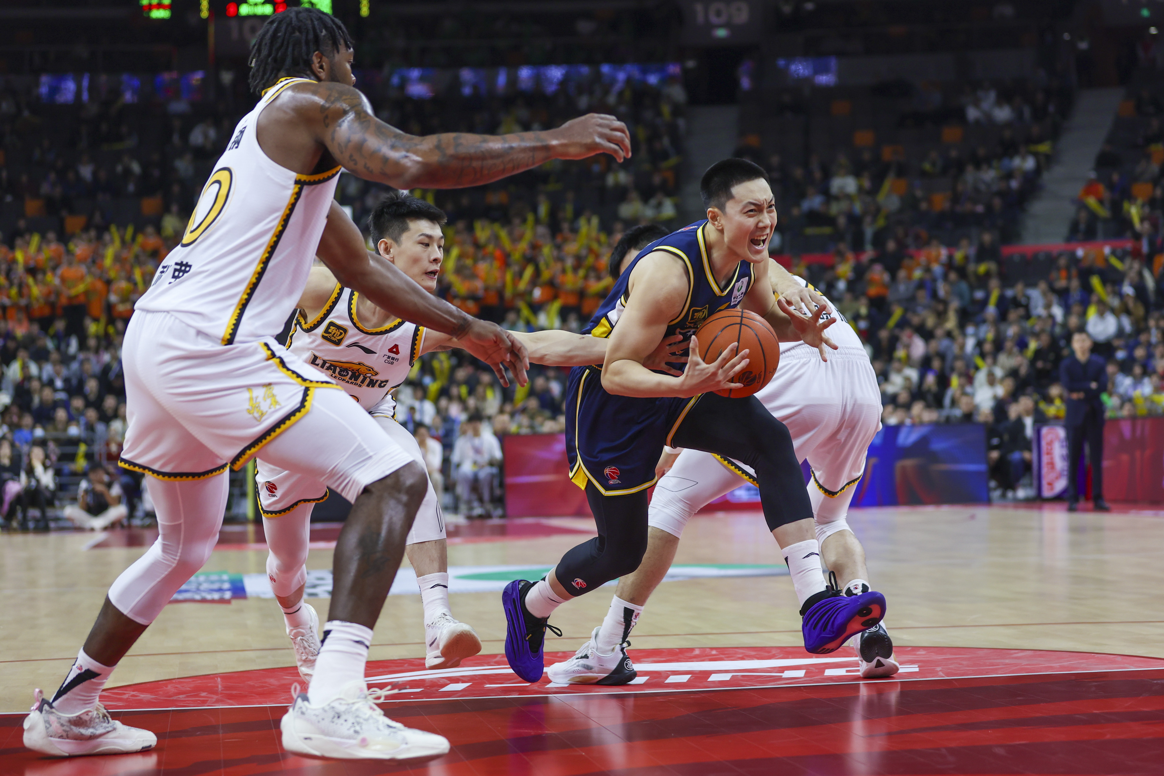 集结日体能课后,丹佛掘金状态回暖备战NBA总决赛,压力陡增,纪律约束更严格的简单介绍 集结日体能课后,丹佛掘金状态回暖备战NBA总决赛,压力陡增,纪律约束更严格的简单介绍